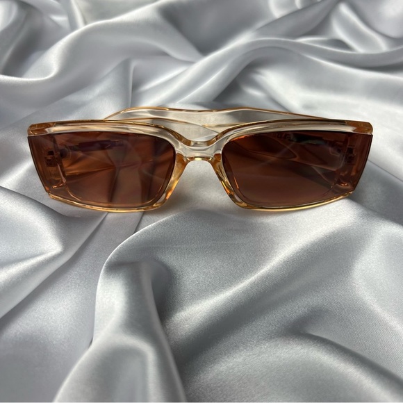 Women’s Rectangle Retro Thick Frame Cat Eye Sunglasses - Picture 5 of 6